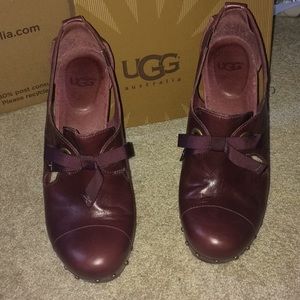 PREOWNED UGG CELESTINA IN RUM COLOR